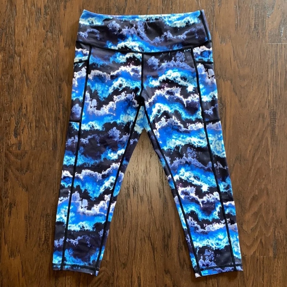 CVG Constantly Varied Gear STORM Capri Leggings Sz Medium